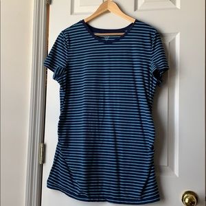 GAP Maternity Pure Body Crewneck T-Shirt